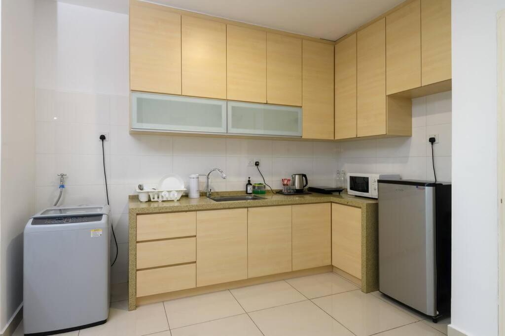 Апартаменты 2R1B/Seaview Tropical /1~8Pax/Gurney Mansion One Джорджтаун Экстерьер фото